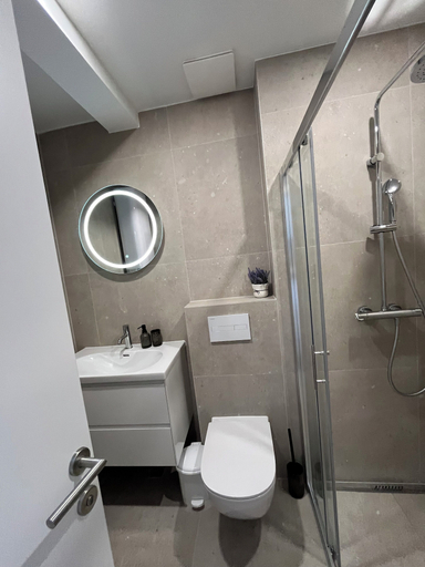 Bathroom 4, Apartment Ema, Makarska