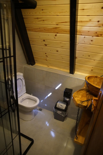 Bathroom 4, Tanura Bungalows, Ardeşen