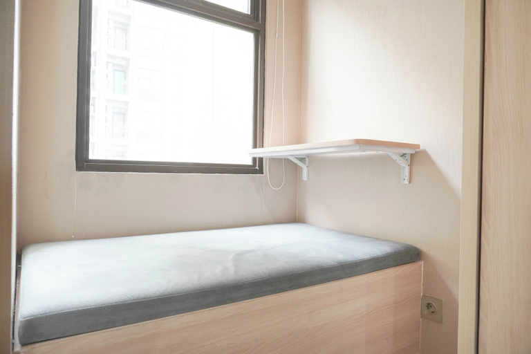 Bedroom 4, Fancy And Nice Studio At Transpark Cibubur Apartment, Depok