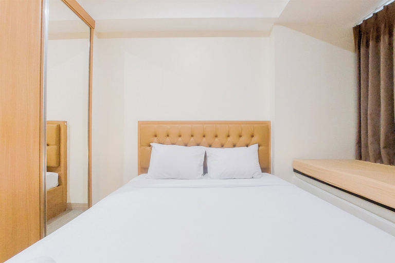 Bedroom 3, Homey And Cozy Living Studio At Collins Boulevard Apartment, Tangerang