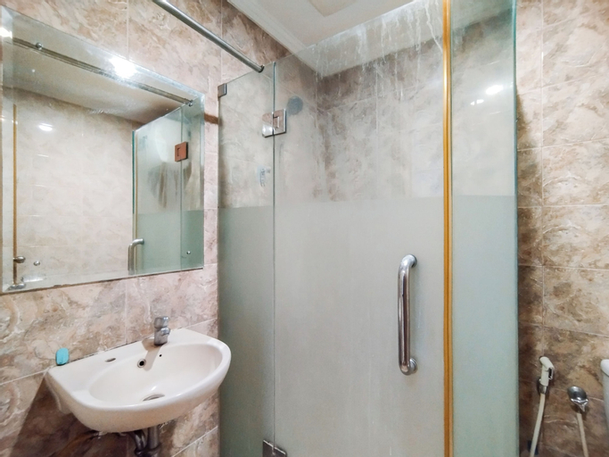 Bathroom 8