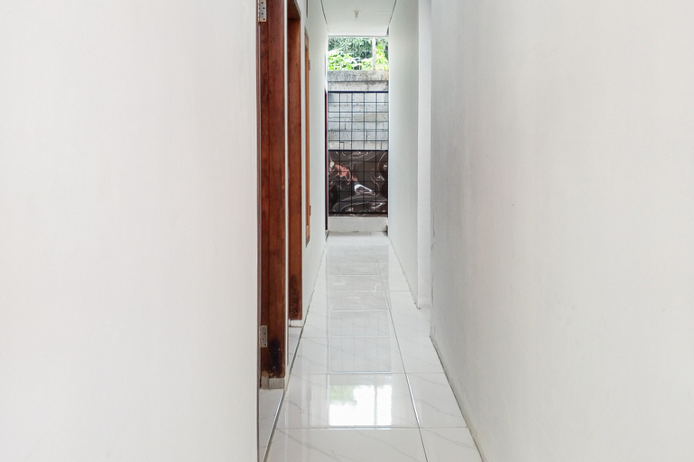 Others 5, Wisma Radya Syariah RedPartner, Cikarang
