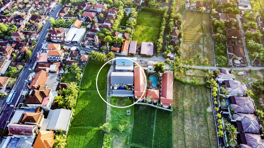 Exterior & Views 1, White Blue House 1 - Pvt Room, Shared Pool&Kitchen, Gianyar