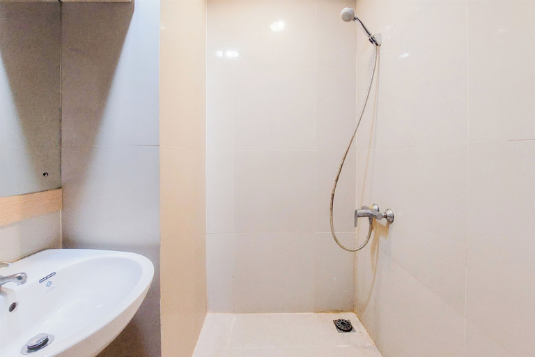 Bathroom 5, Good Deal And Homey Studio Apartment Atria Residences Gading Serpong, Tangerang
