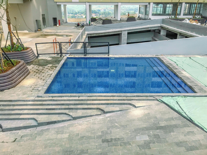 Sport & Beauty 4, Cozy And Restful Studio Lrt City Sentul - Royal Sentul Park Apartment, Bogor