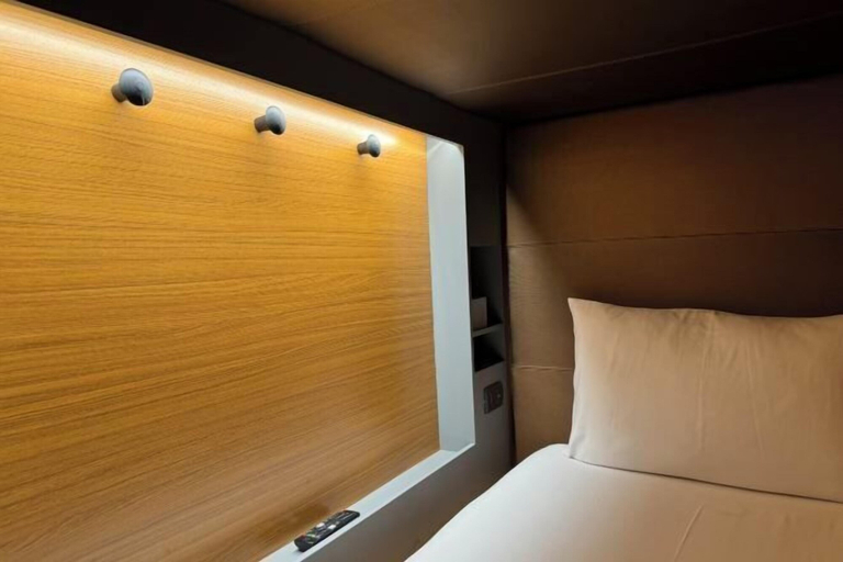 Bedroom 26