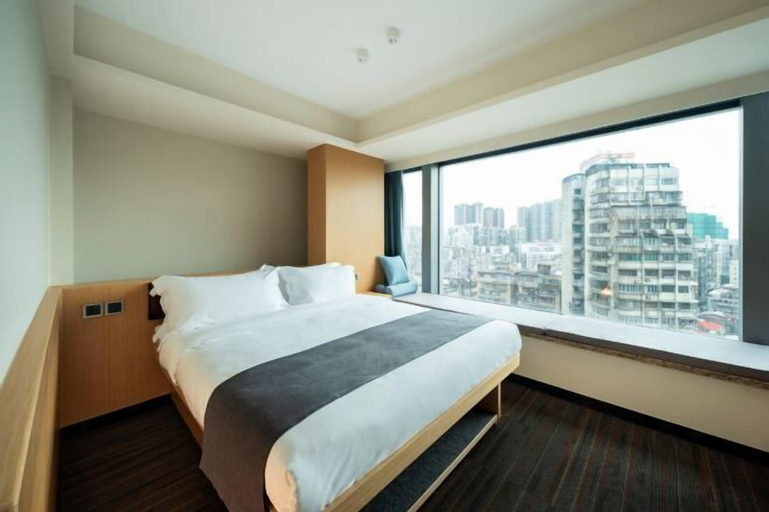 Bedroom 26