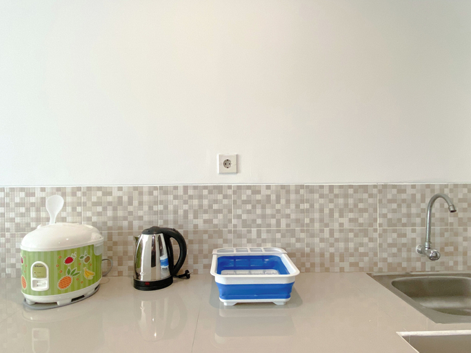 Others 3, Modern Look And Homey Studio At Enviro Apartment, Cikarang