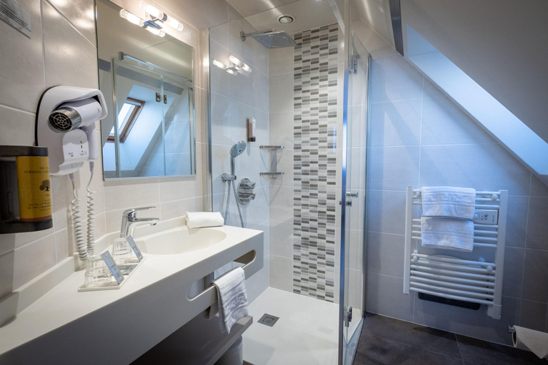 Bathroom 4, Hotel de la Tour, Haut-Rhin