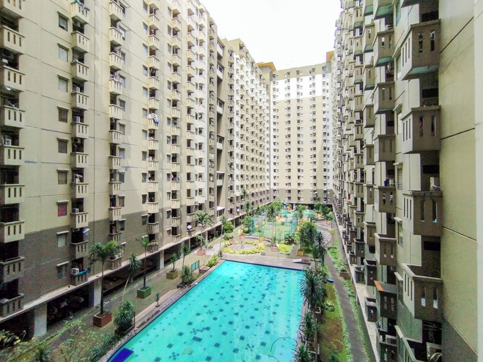 Exterior & Views, Serene 2Br Apartment At Gateway Ahmad Yani Cicadas, Bandung