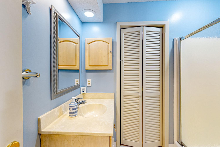 Bedroom 4, Windward Village 109, Beaufort
