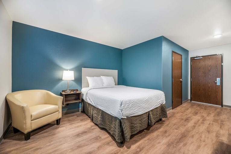 Bedroom 2, WoodSpring Suites Orlando Kissimmee Maingate, Osceola