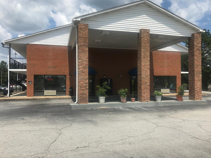 Exterior & Views, Gulf American Inns, DeKalb