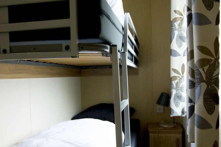 Bedroom 3, Lodge in Duinhoeve Near Dunes & Playground, Tilburg