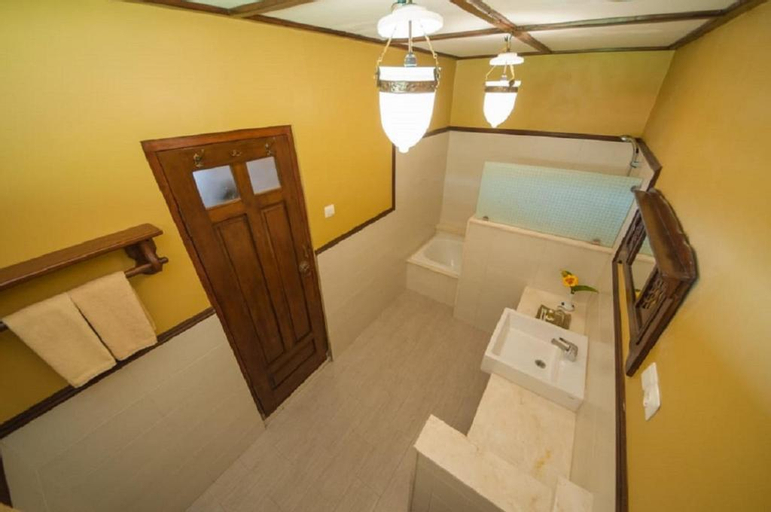 Bedroom 13