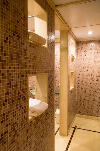 Bathroom 4, Sarovar Portico Kalupur Ahmedabad, Ahmadabad