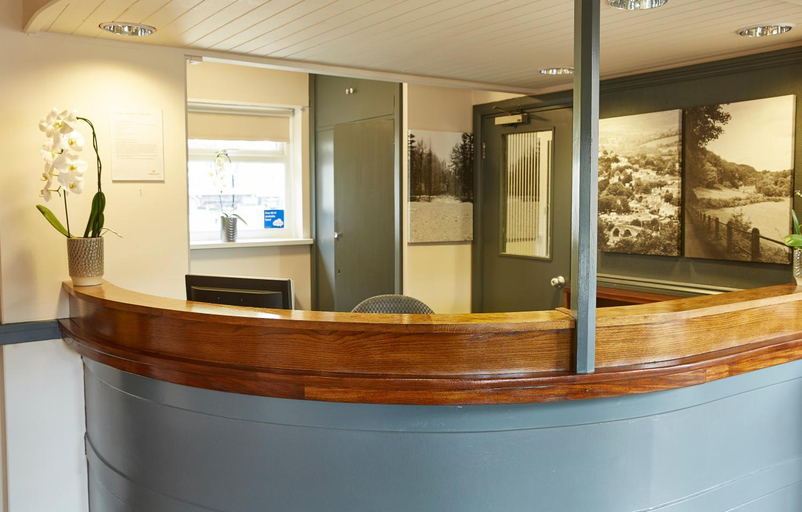 Public Area 2, New Inn Hotel by Good Night Inns, Newport