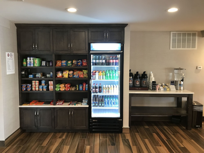 Food & Drinks 4, Best Western Plus North Joliet, Will