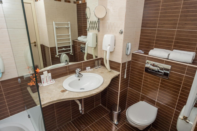 Bathroom 4, Rhodopi Home Hotel Chepelare- All inclusive & Wellness, Chepelare
