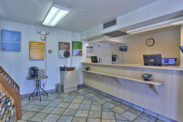 Others 5, Motel6 Kingman, AZ - Route 66 East, Mohave