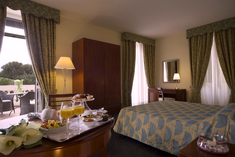 Bedroom 3, Villa Imperiale Hotel, Savona