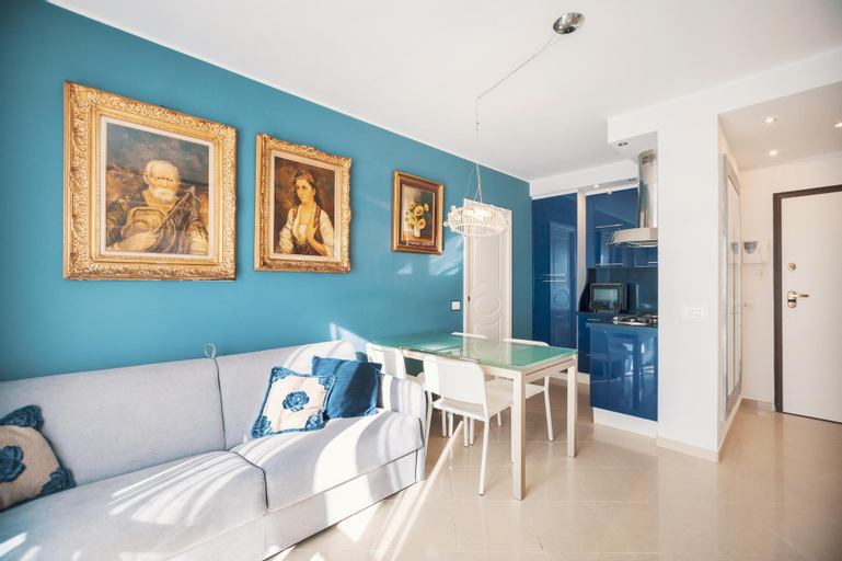 Bedroom 4, Art Apartment with Sea View, Imperia