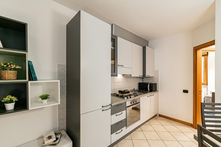 Recreational facilities 2, [CANTU-COMO] WiFi, Design & Relax, Como