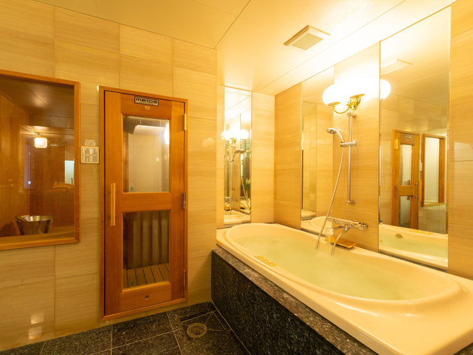 Bathroom 4, New Akan Hotel, Kushiro City