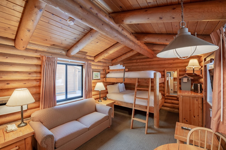 Others 5, Cowboy Village Resort, Teton
