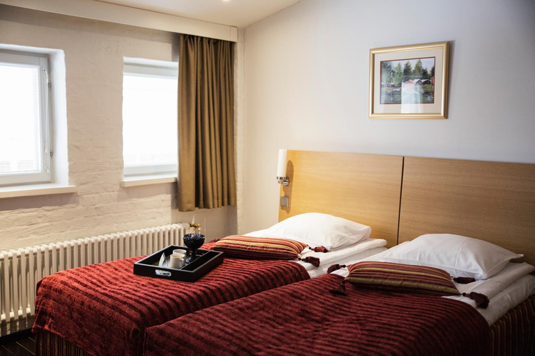 Bedroom 2, Hotel Epoque & Apartments, Ostrobothnia