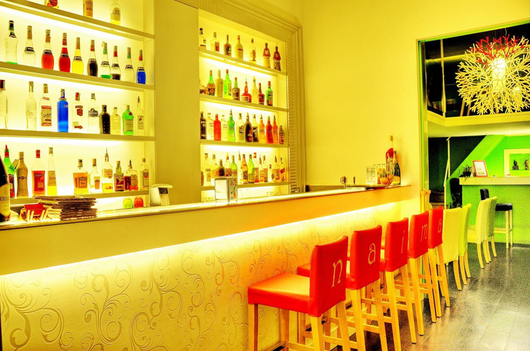 Food & Drinks 4, Sorrento Apartments ONE, Napoli