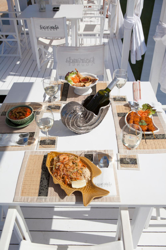Food & Drinks 5, Jacaranda Apartments & Studios, Baleares