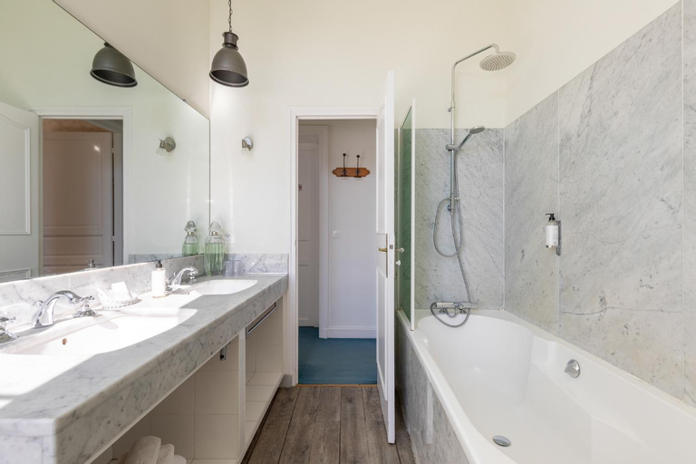 Bathroom 1
