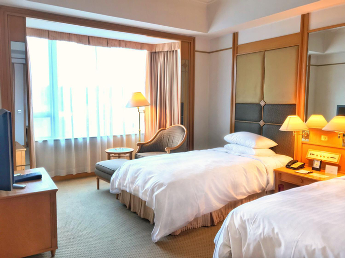 Bedroom 13