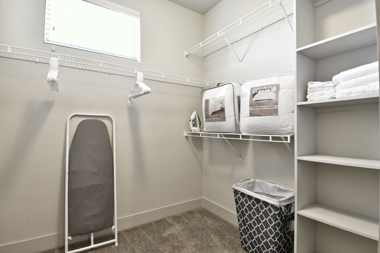 Bathroom 3, Corporate Suites at Knox Henderson Dallas, Dallas