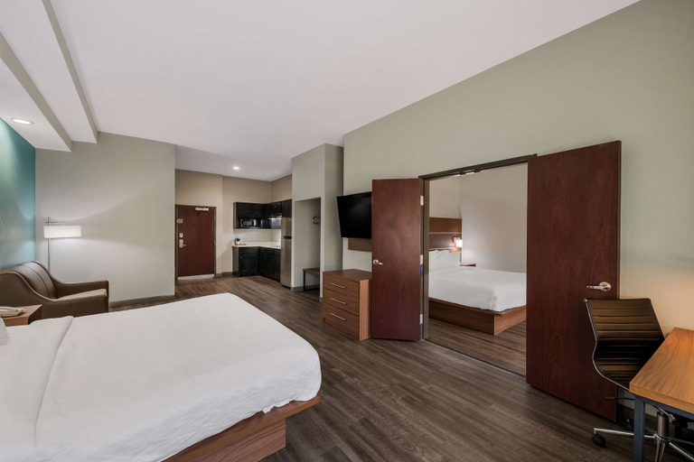 Bedroom 3, Best Western Plus Bowie Inn & Suites, Montague