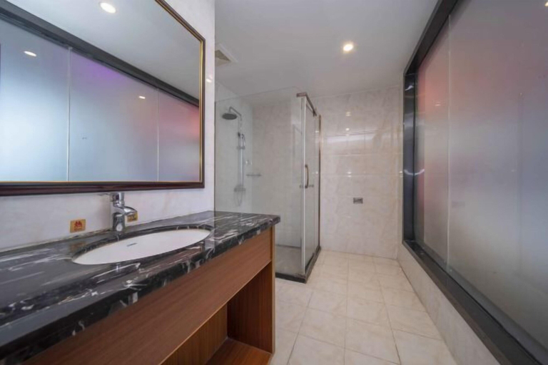Bathroom 4, Lang Ting Hotel, Shaoyang