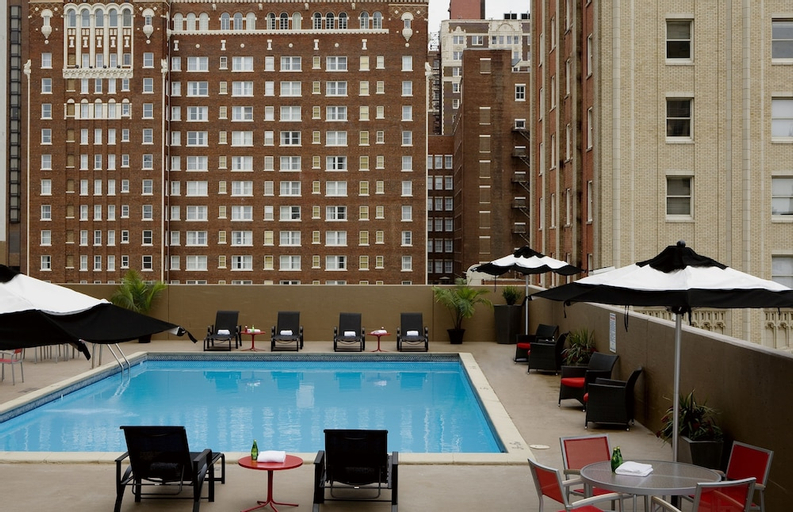 Sport & Beauty 2, Crowne Plaza KANSAS CITY DOWNTOWN, Jackson