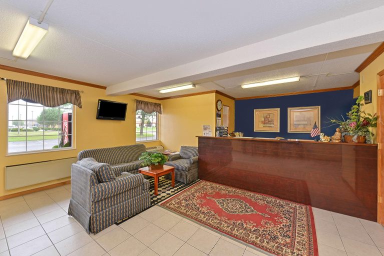 Public Area, Americas Best Value Inn Maumee Toledo, Lucas