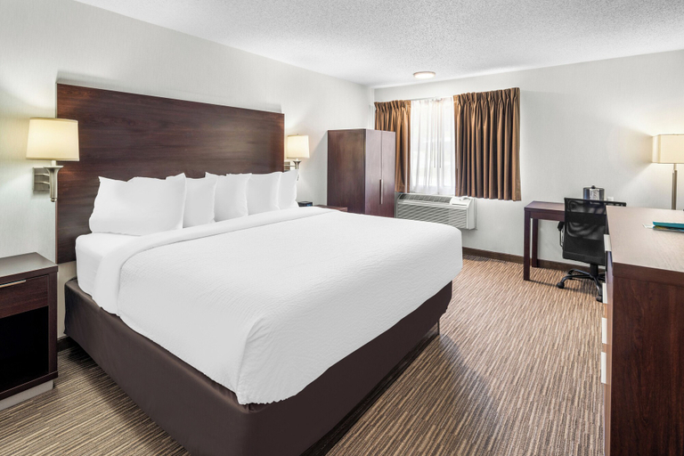 Bedroom 4, EverSpring Inn & Suites, Pennington