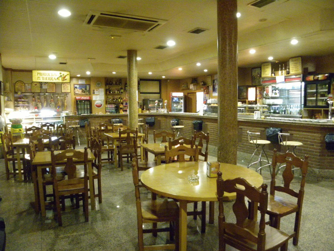 Others 4, Hostal Las Fuentes, Ávila