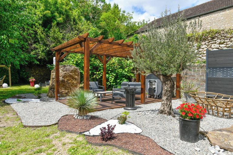 Exterior & Views 2, Enjoy Garden, Cher
