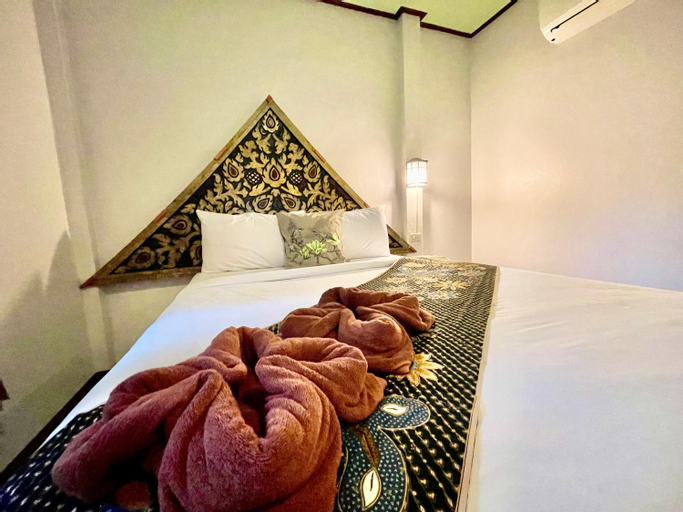 Bedroom 16