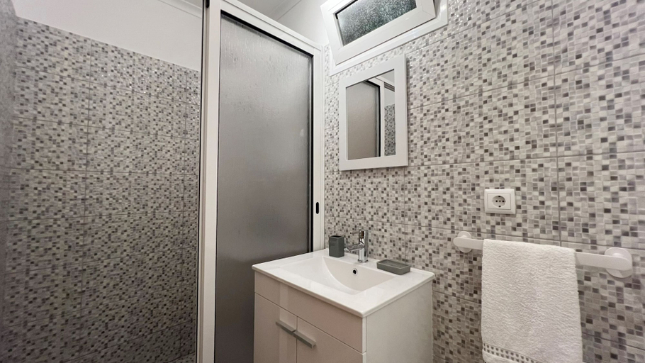 Bathroom, Little heaven Calheta Apartment, Calheta
