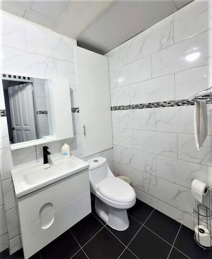 Bathroom 4, Linkzup Europa Condos, Sosua