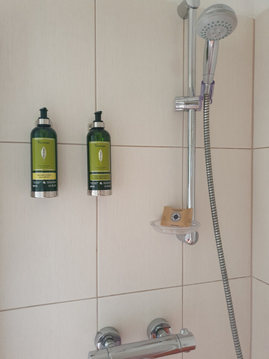 Bathroom 5, Hullám Villa, Fonyód