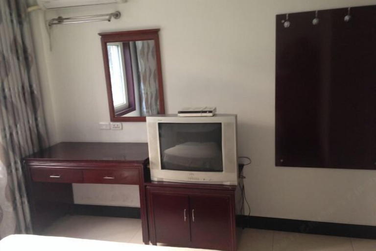 Others 5, Caizi Hostel, Huangshi