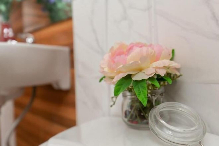 Bathroom 22