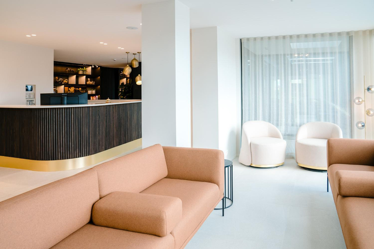Public Area 3, Hotel du Bassin, West-Vlaanderen