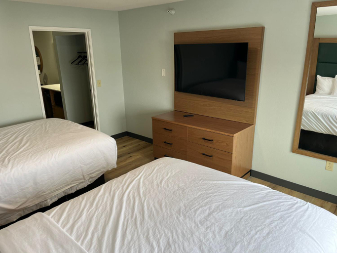 Bedroom, Wingate Suites By Wyndham Mansfield, Richland